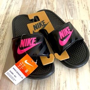 Nike Benassi JDI Women’s Slide Sandals